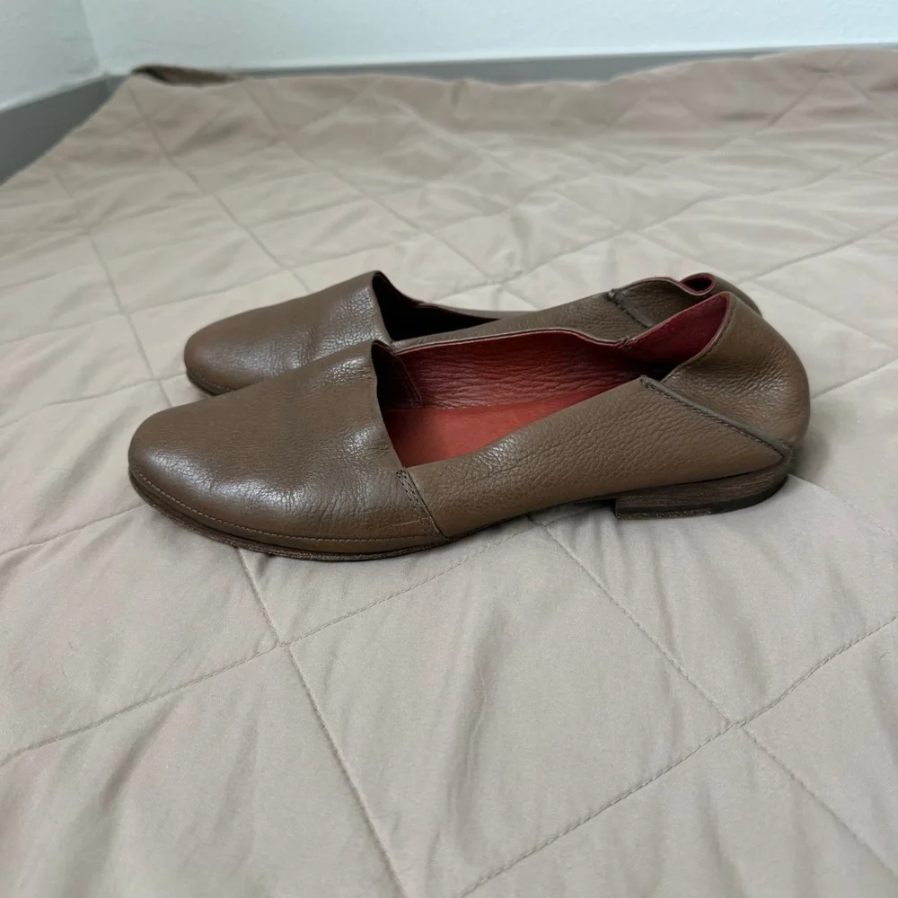 Aerin Hamilton Leather Slip On Loafer Flats Size 9